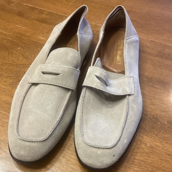 Steve Madden Other - NWOT Suede Loafers